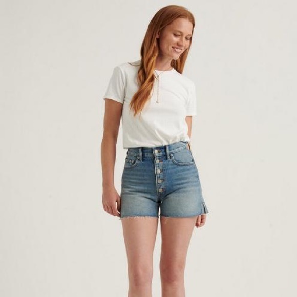 Worn once lucky brand high rise jean shorts - Picture 2 of 9